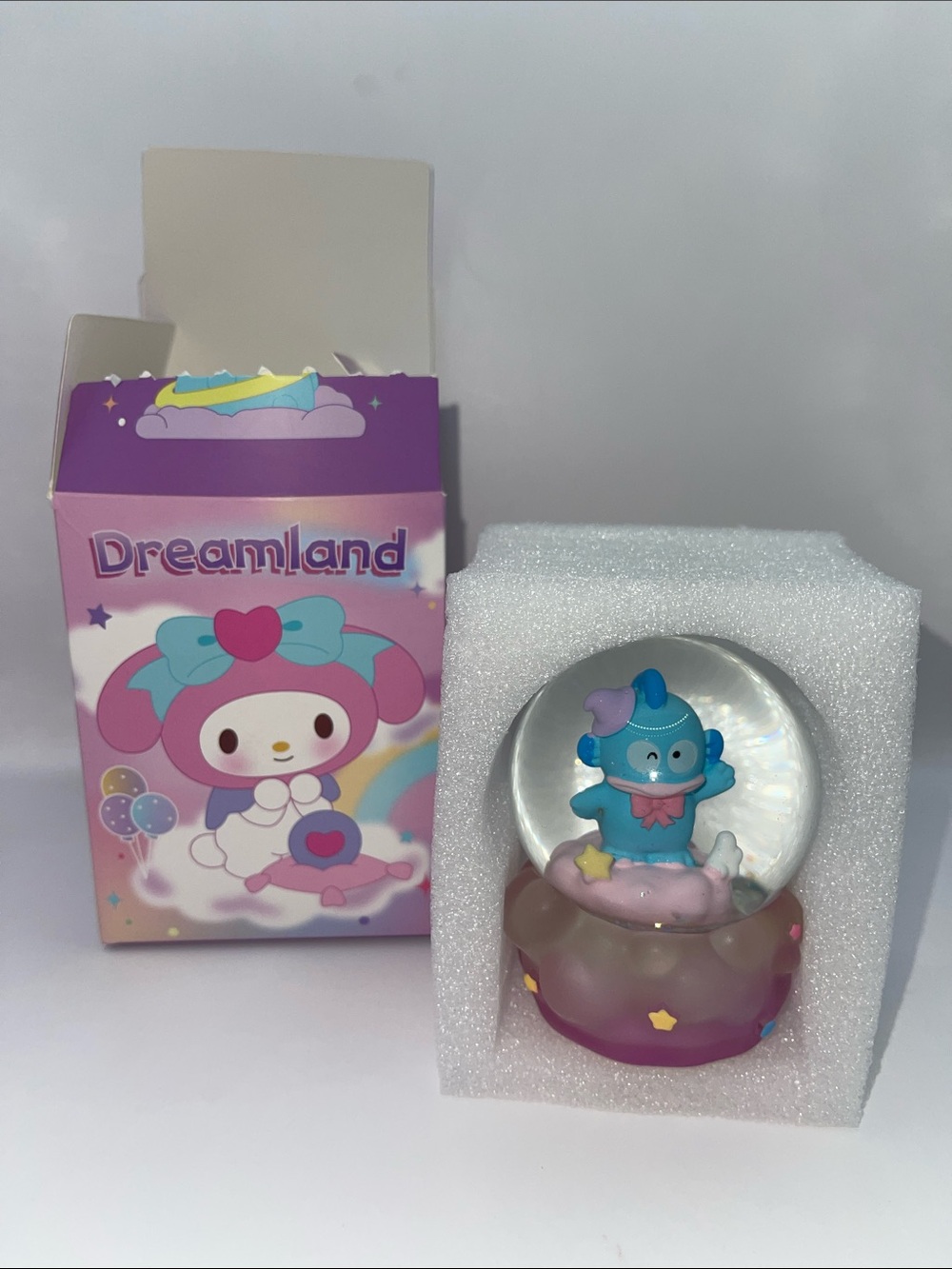 Sanrio Hangy Snow Globe